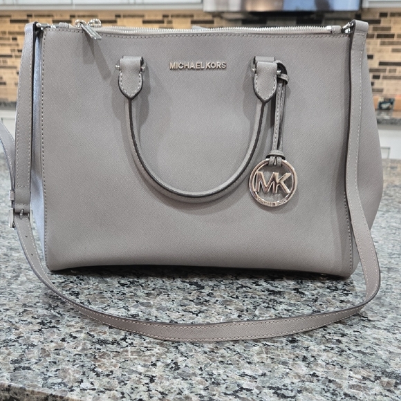 Michael Kors Grey Satchel W/Silver Hardware - Picture 1 of 17